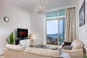 VayK - Spacious One-Bedroom Apartment